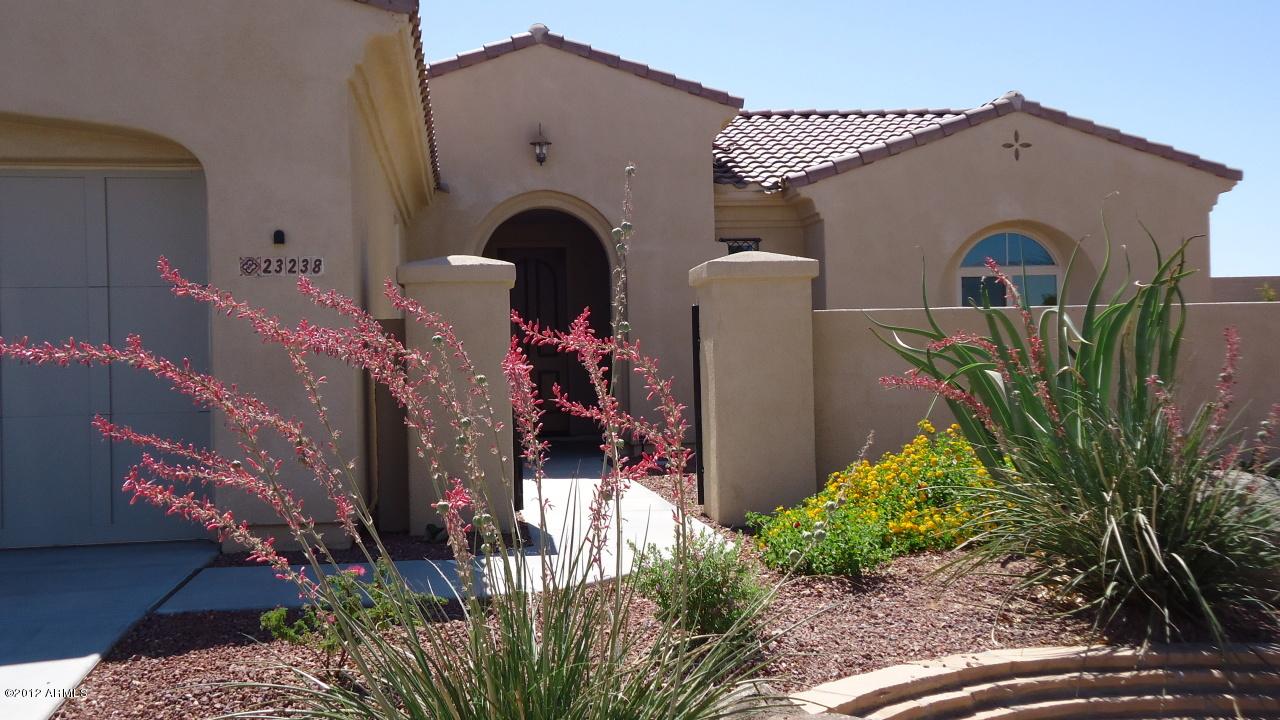 23238 N Via Vistosa Dr., Sun City West, AZ 85375