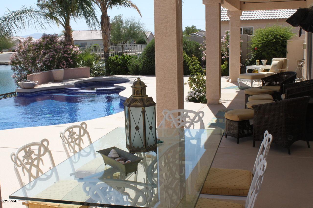 11027 W Chino Dr., Sun City, AZ 85373