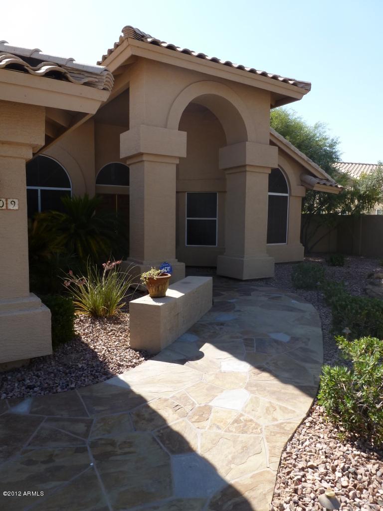 15409 S 19th Way, Phoenix, AZ 85048