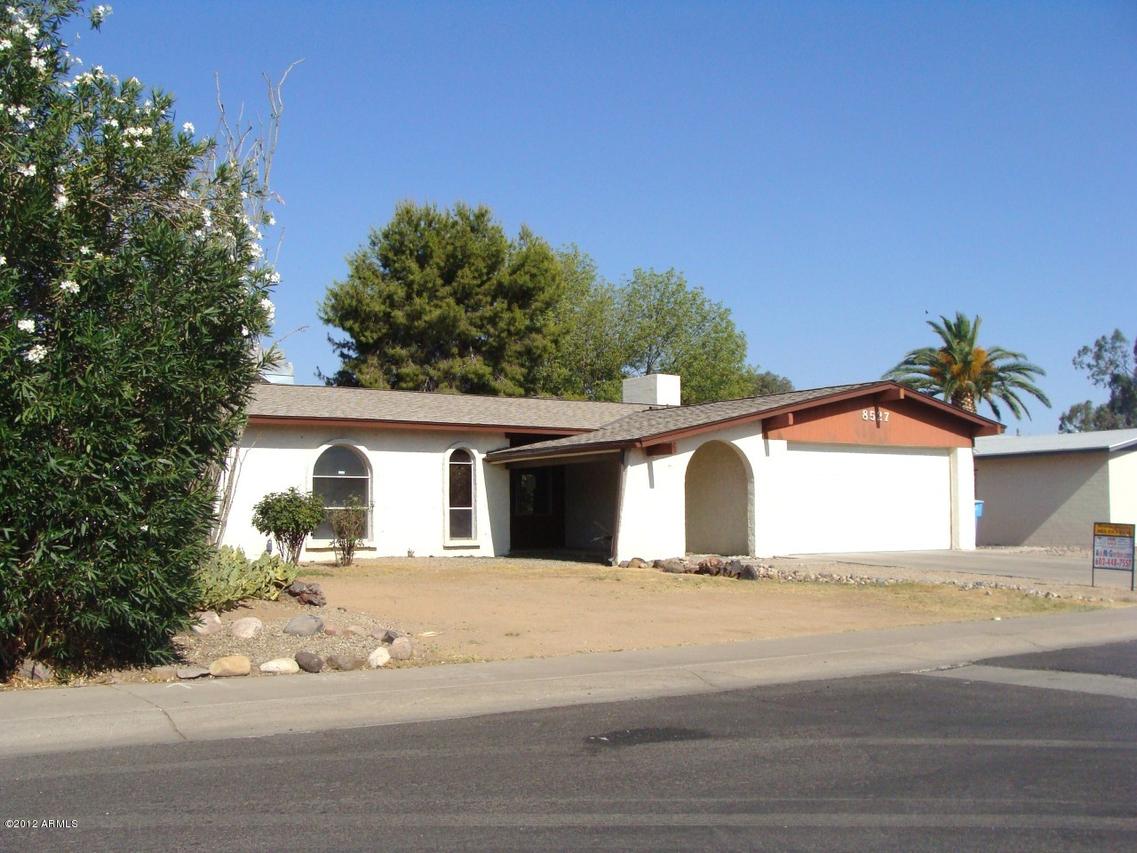 8527 N 41st Dr., Phoenix, AZ 85051