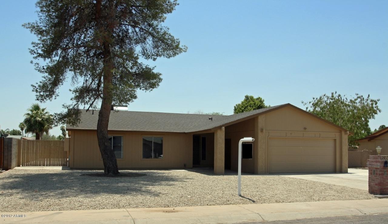 2933 W Muriel Dr., Phoenix, AZ 85053