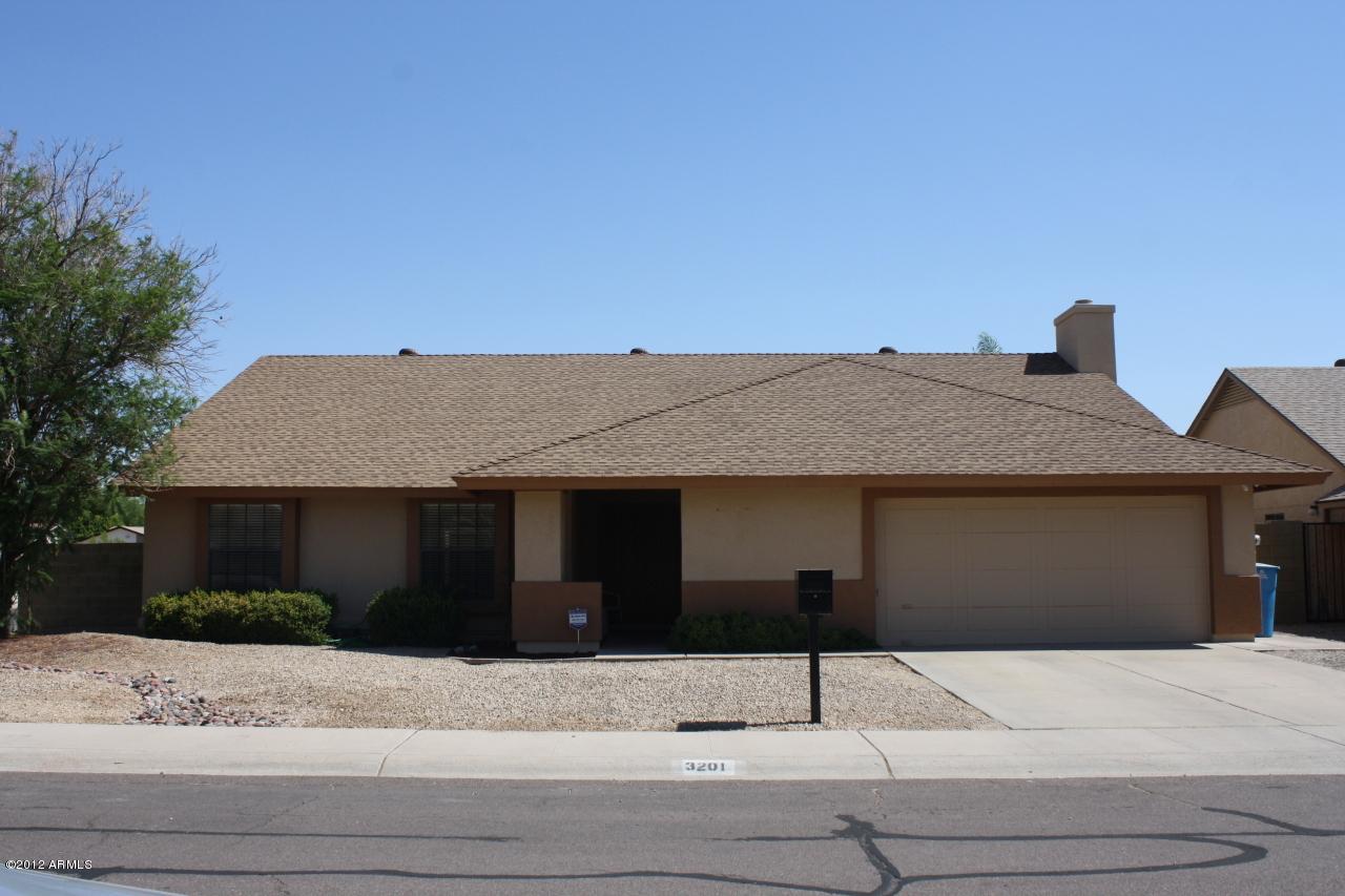 3201 W Helena Dr., Phoenix, AZ 85053