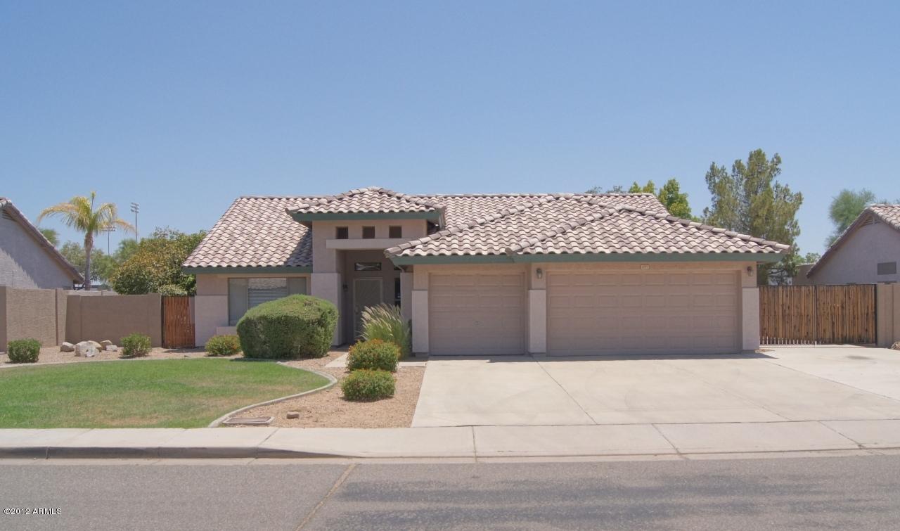 6977 W Villa Chula, Glendale, AZ 85310