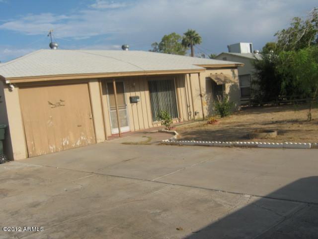 112 N Los Robles Dr., Goodyear, AZ 85338