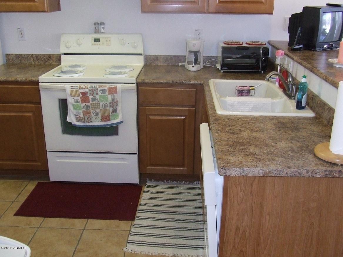 2012 W Hasan Dr., Phoenix, AZ 85041