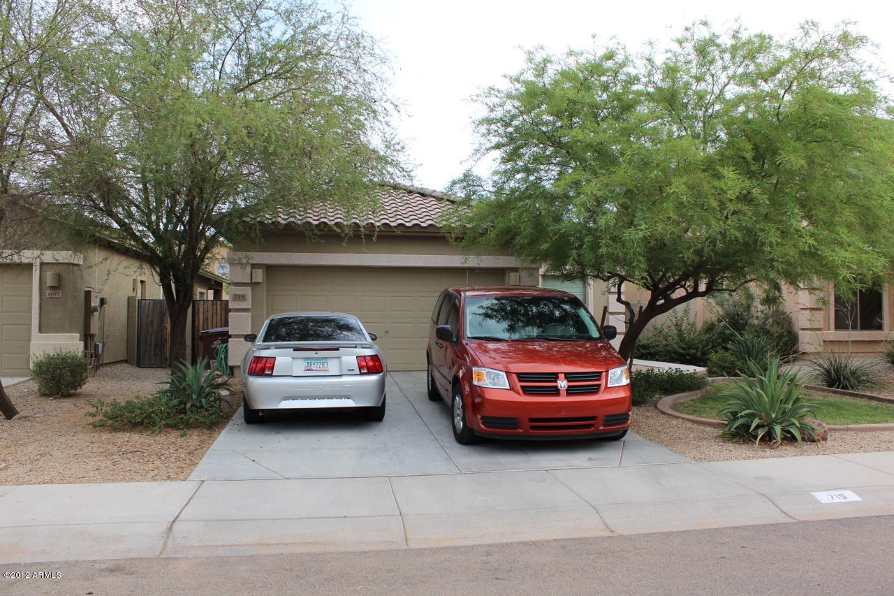 715 W Oak Tree Ln., San Tan Valley, AZ 85143