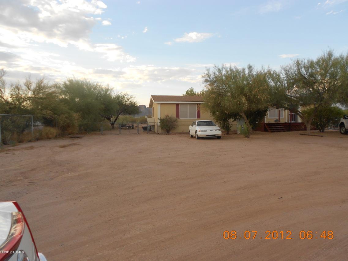 978 W Roundup St., Apache Junction, AZ 85120