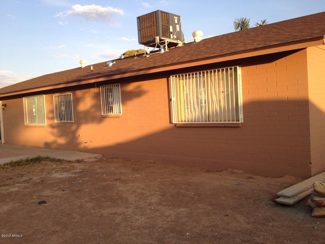 4352 E Grove St., Phoenix, AZ 85040