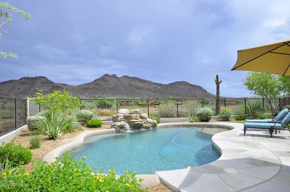 8756 W Maya Way, Peoria, AZ 85383