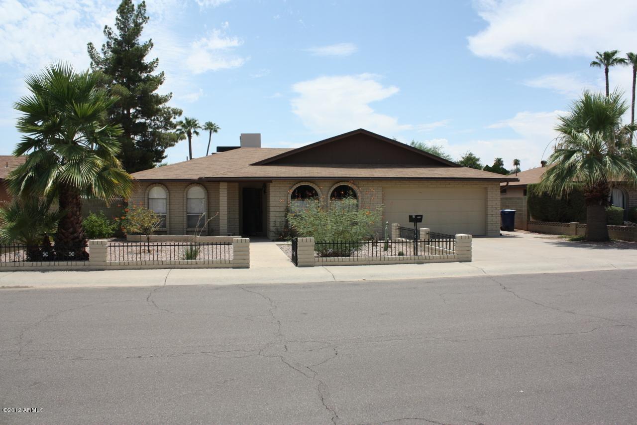 2527 E Malibu Dr., Tempe, AZ 85282