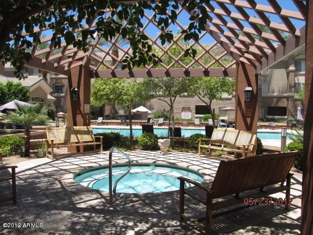 4455 E Paradise Village Pkwy. #1087, Phoenix, AZ 85032