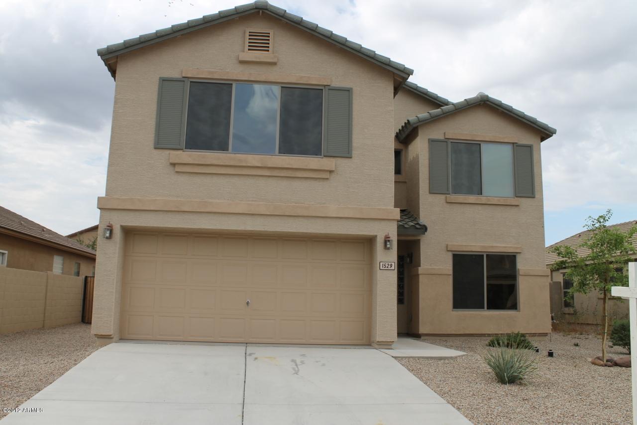 1529 W Agrarian Hills Dr., San Tan Valley, AZ 85144