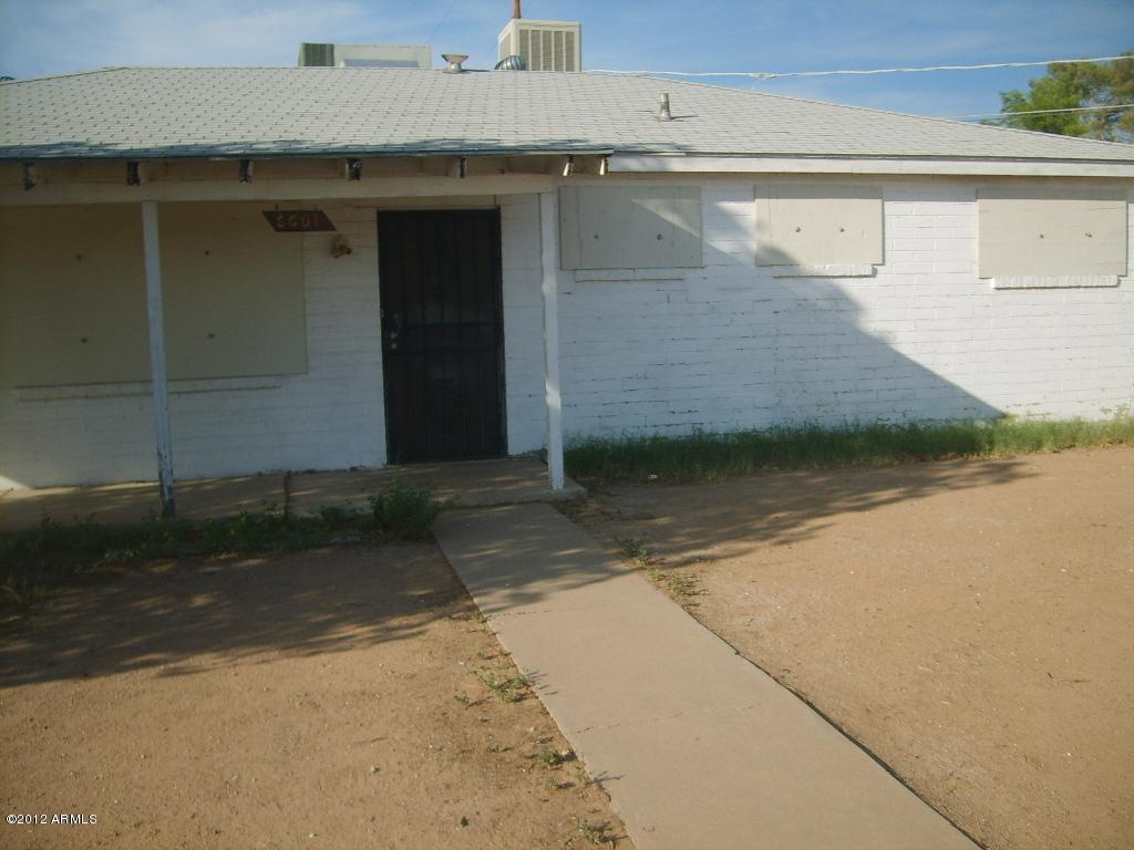 5601 N 22nd Dr., Phoenix, AZ 85015