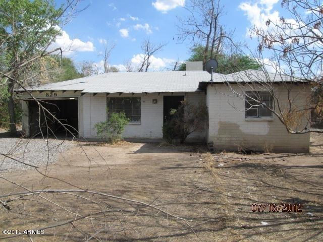 829 E Roeser Rd., Phoenix, AZ 85040
