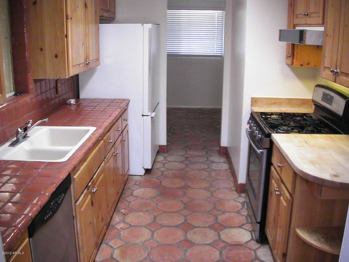 3015 N 47th Pl., Phoenix, AZ 85018