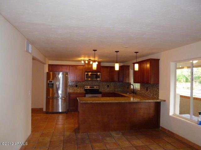 2320 W Vista Ave., Phoenix, AZ 85021