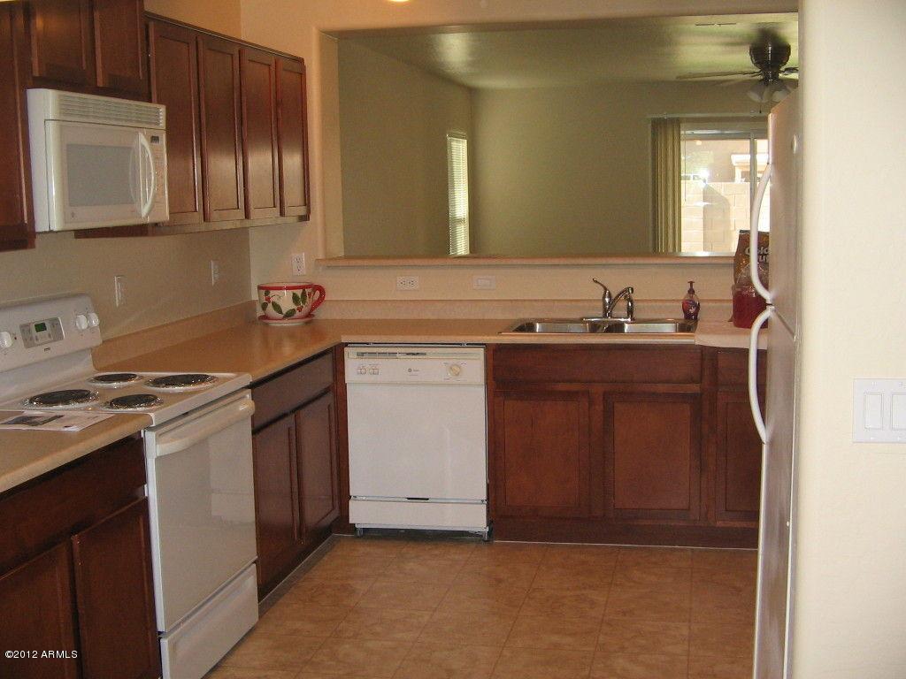 4558 E Silverbell Rd., San Tan Valley, AZ 85143