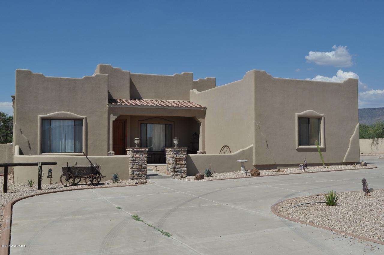 44115 N 16th St., New River, AZ 85087