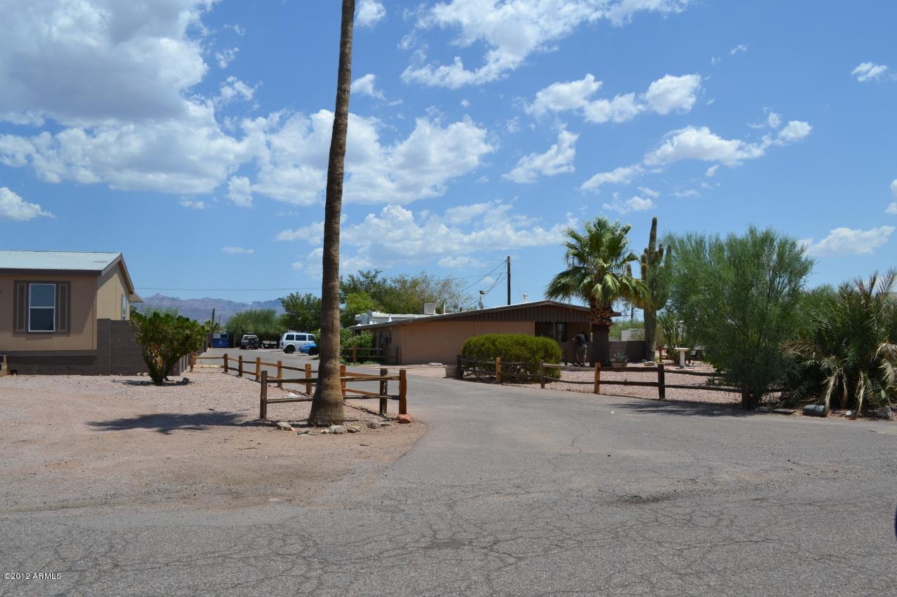 707 N Gold Dr., Apache Junction, AZ 85220