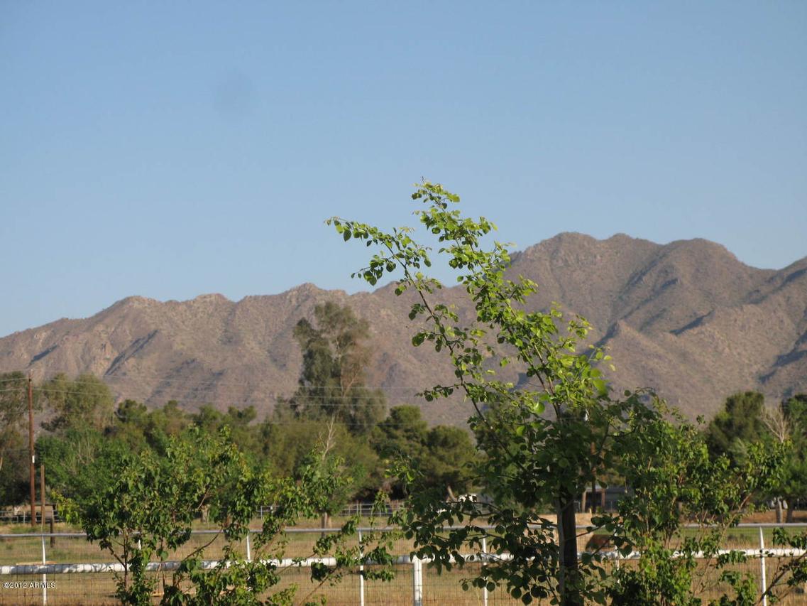 15306 E Karsten Dr., Gilbert, AZ 85298