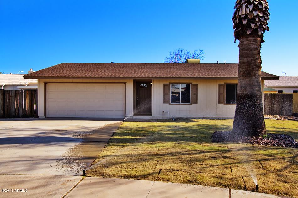 318 E Jacaranda St., Mesa, AZ 85201