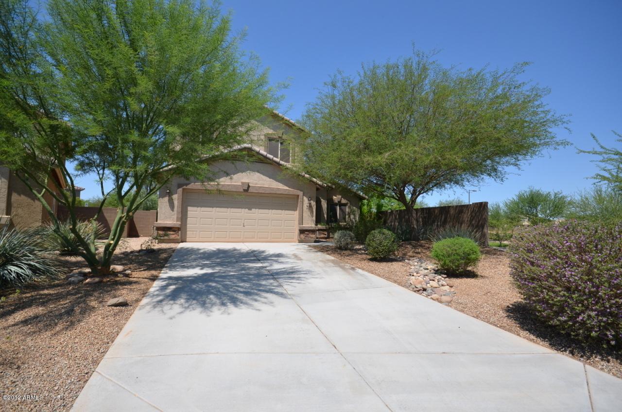 28290 N Quartz Way, San Tan Valley, AZ 85143