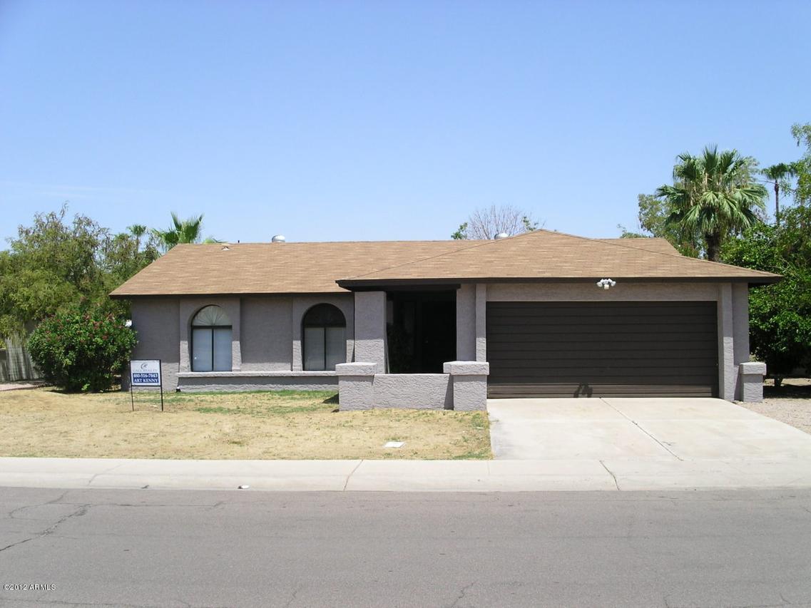 2220 W Palomino Dr., Chandler, AZ 85224