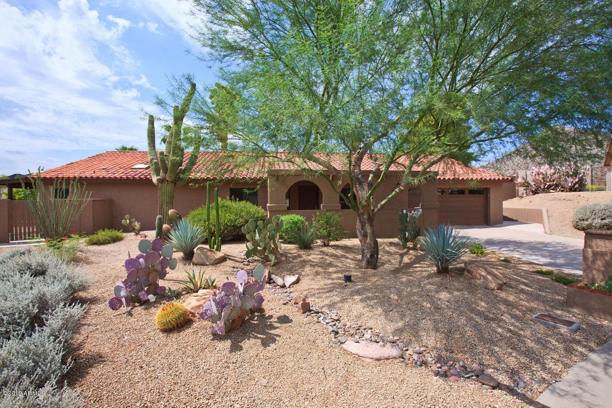 2269 E Clinton St., Phoenix, AZ 85028