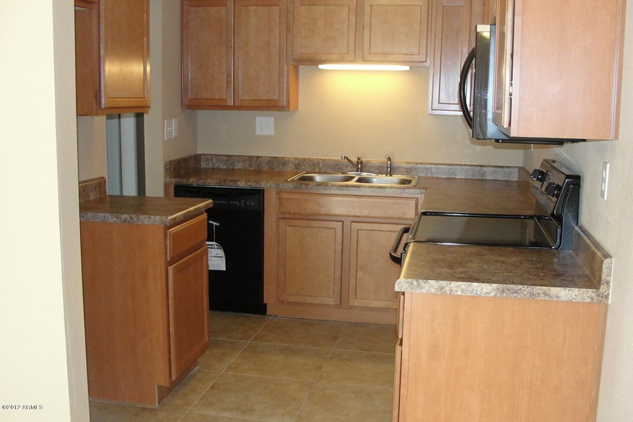 950 S Valencia #28, Mesa, AZ 85202