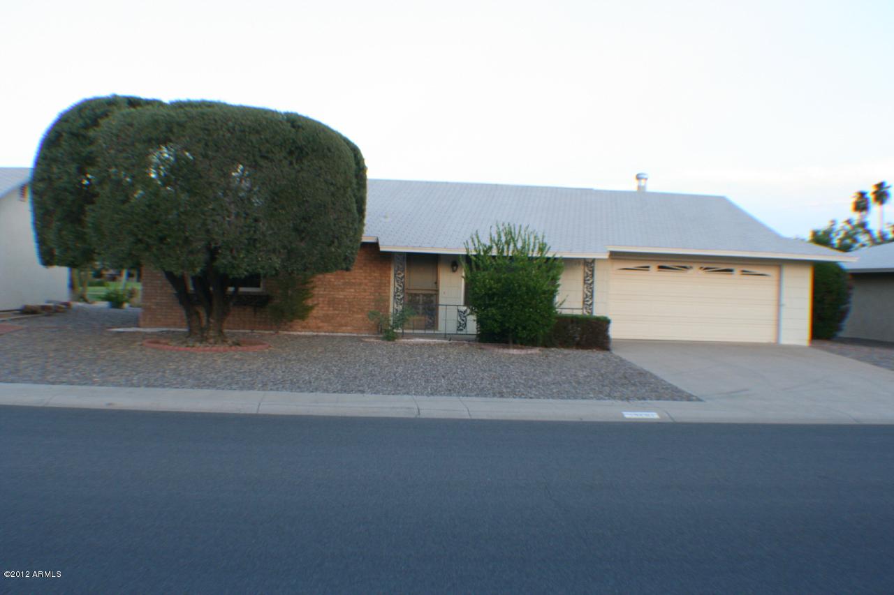 19601 N Welk Dr., Sun City, AZ 85373