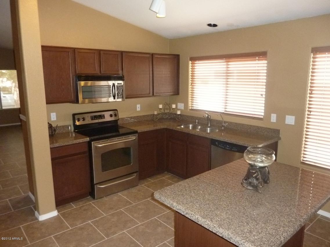 497 N Joshua Tree Ln., Gilbert, AZ 85234