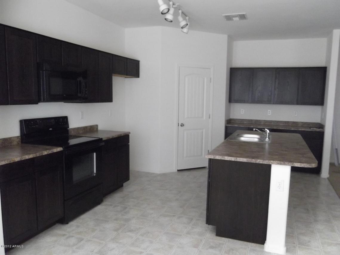 2834 W 18th Ave., Apache Junction, AZ 85144