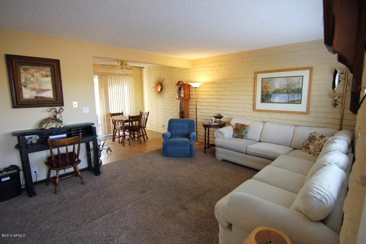 5518 E Lindstrom Ln. #2A, Mesa, AZ 85215