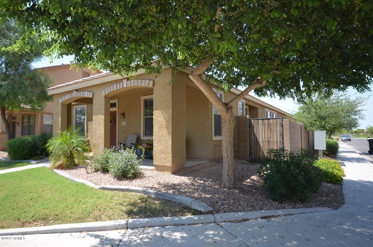 3772 E Larson Ln., Gilbert, AZ 85295