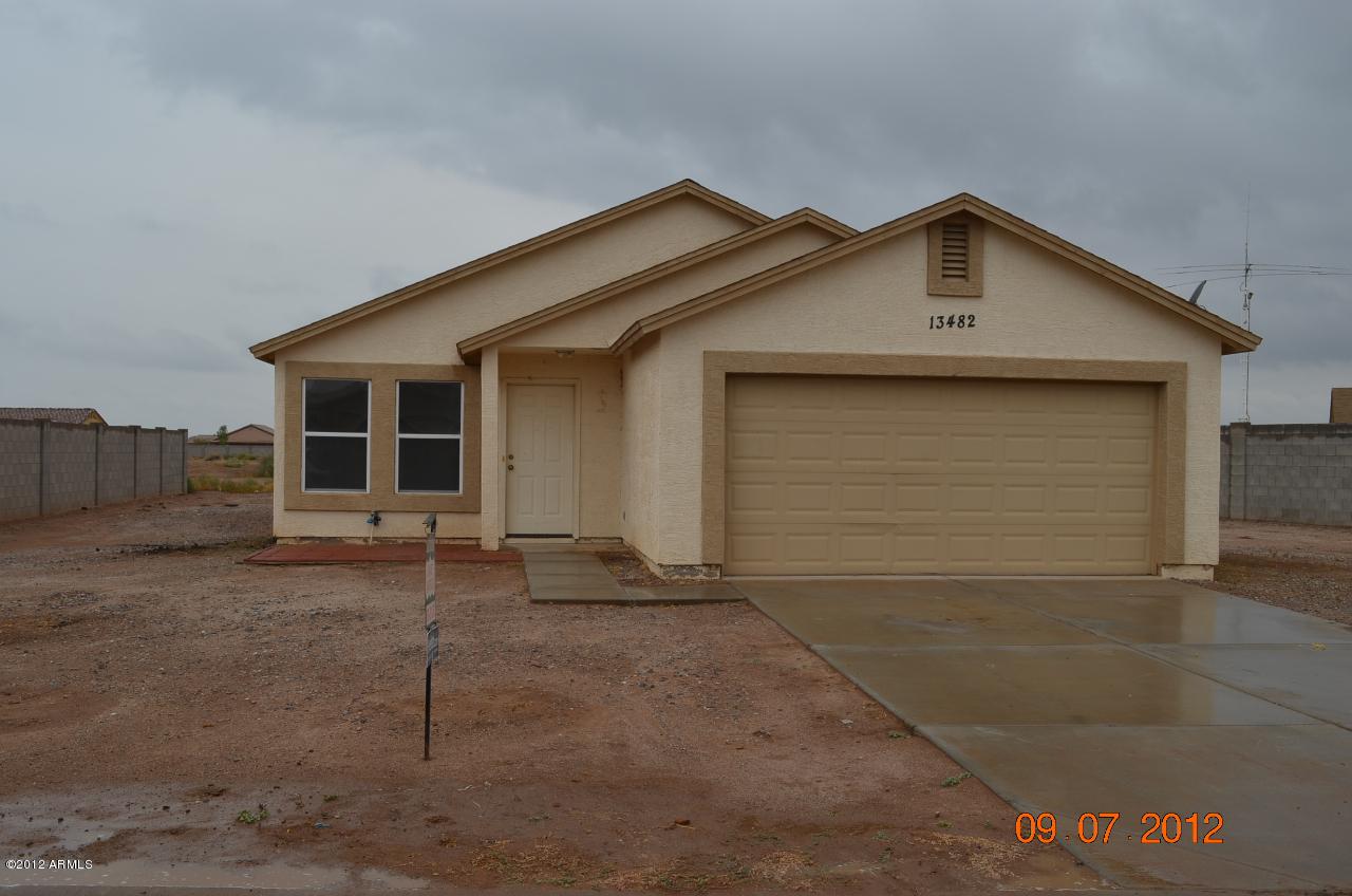 13482 S Calumet Rd., Arizona City, AZ 85123