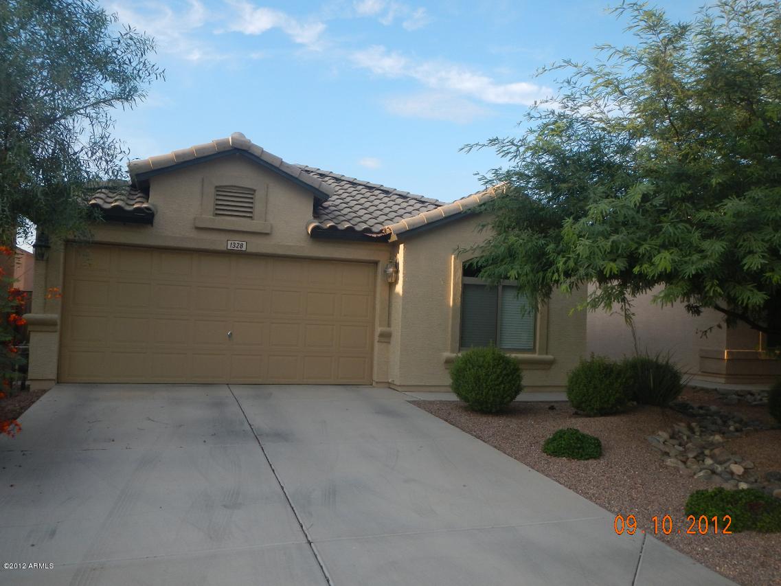 1328 E Leslie Ave., San Tan Valley, AZ 85140