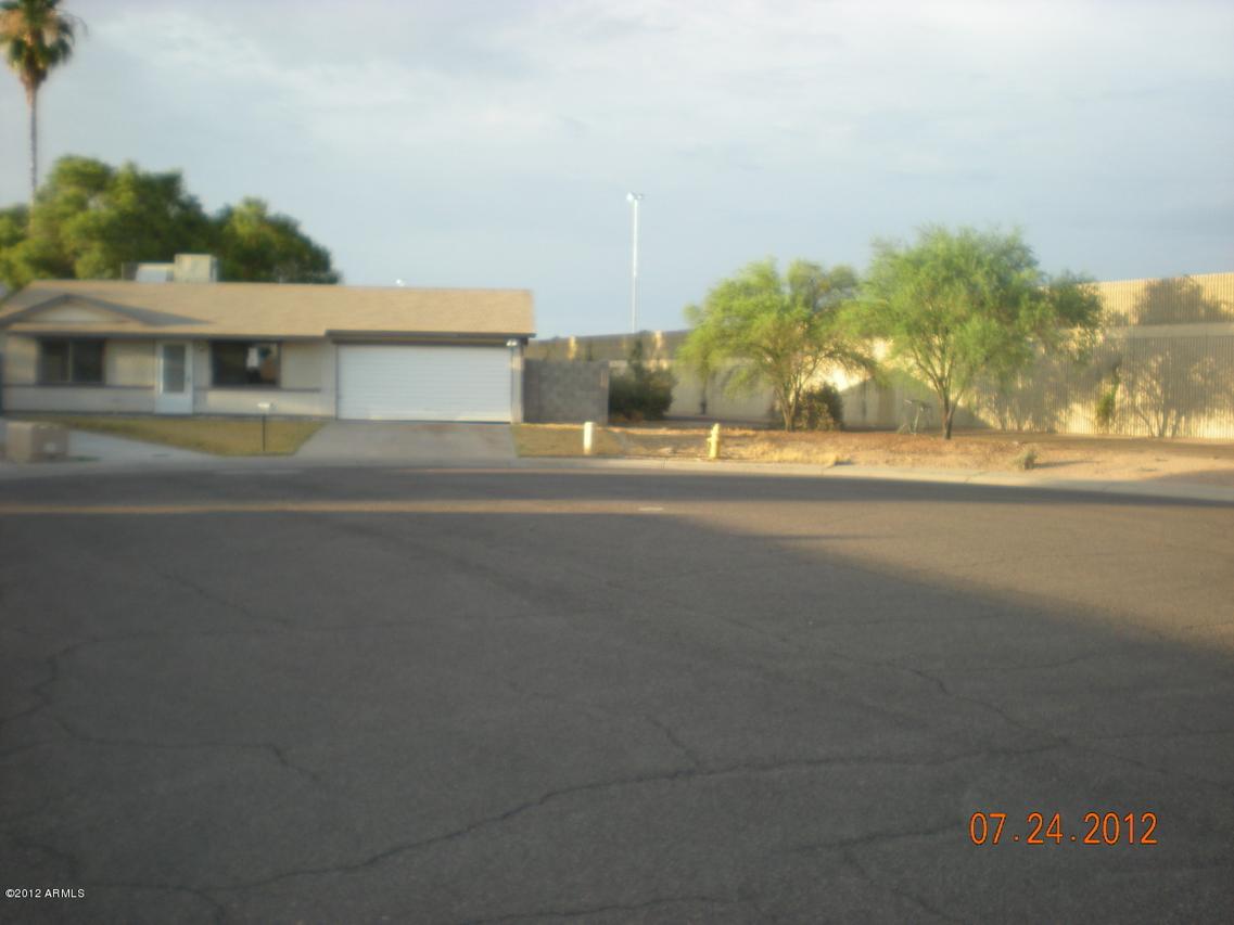3338 E Gelding Dr., Phoenix, AZ 85032