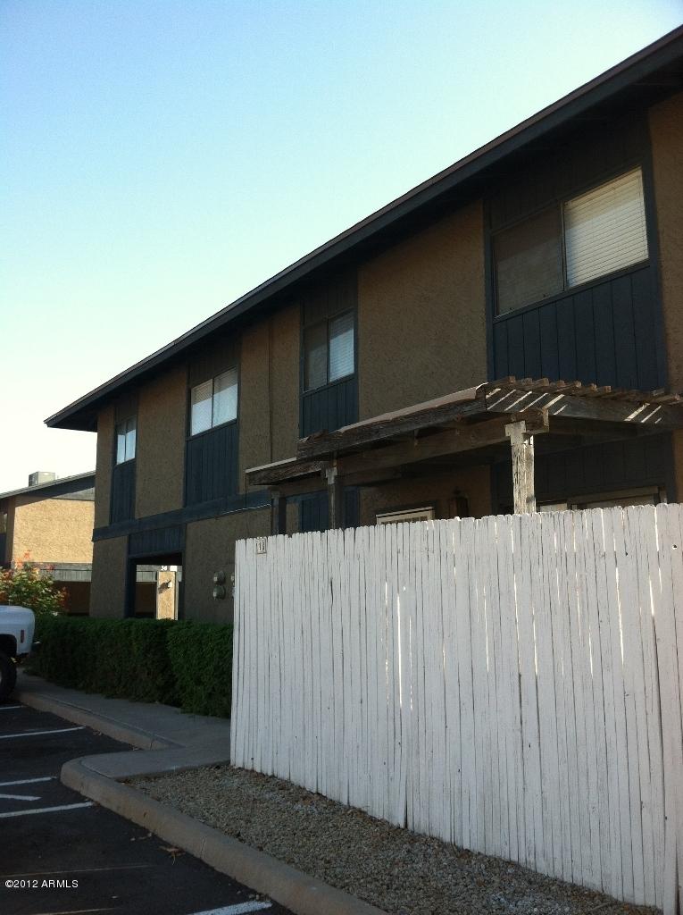 286 W Palomino Dr. #118, Chandler, AZ 85225