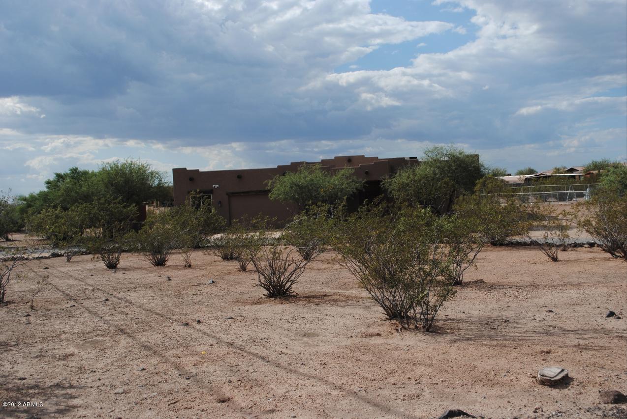 38612 N 25th Ave., Phoenix, AZ 85086