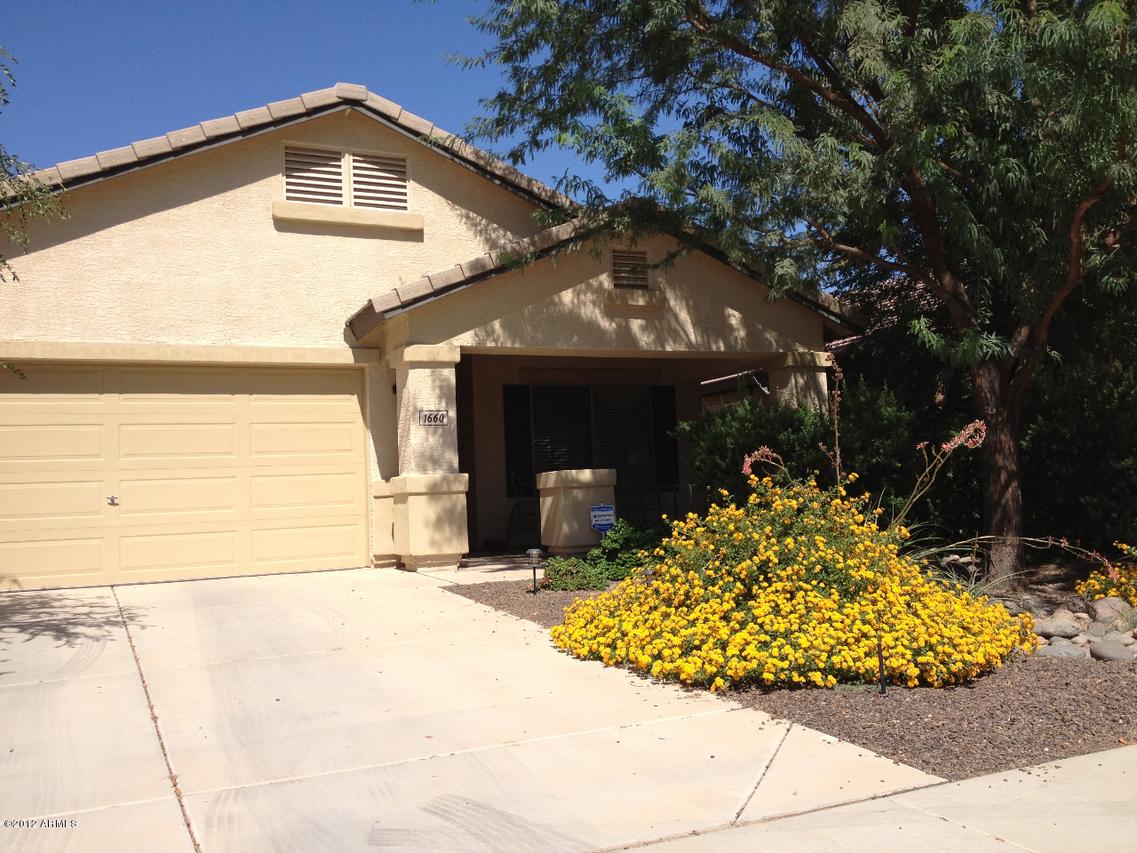 1660 E Angeline Ave., San Tan Valley, AZ 85140
