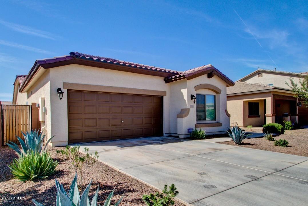 293 W Dragon Tree Ave., San Tan Valley, AZ 85140