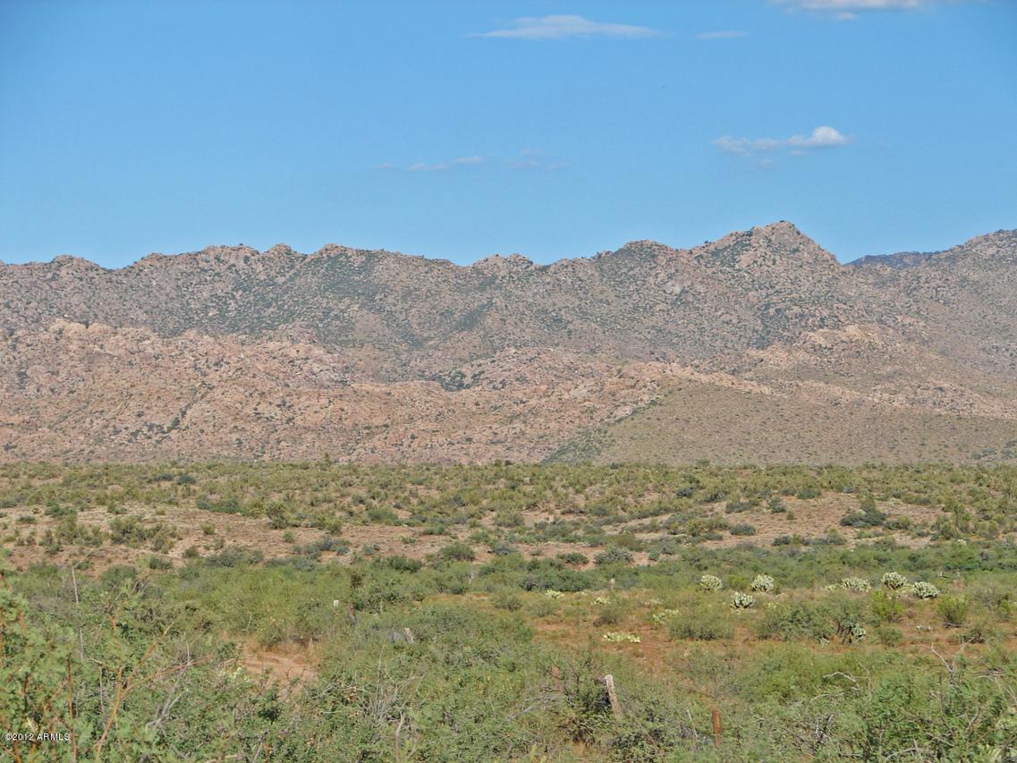 13 W Ox Ranch Rd. #na, Congress, AZ 85332