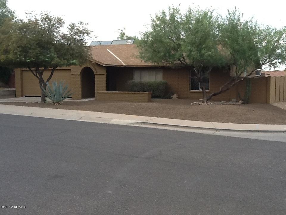 2646 E Claire Dr., Phoenix, AZ 85032