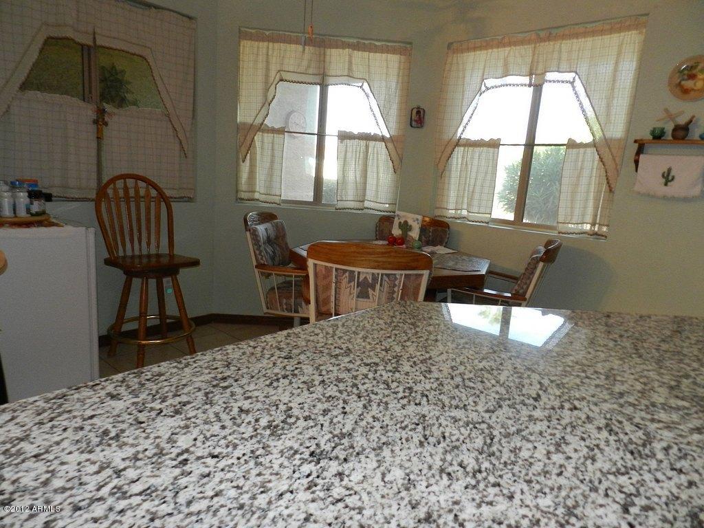 26612 S Snead Dr., Sun Lakes, AZ 85248