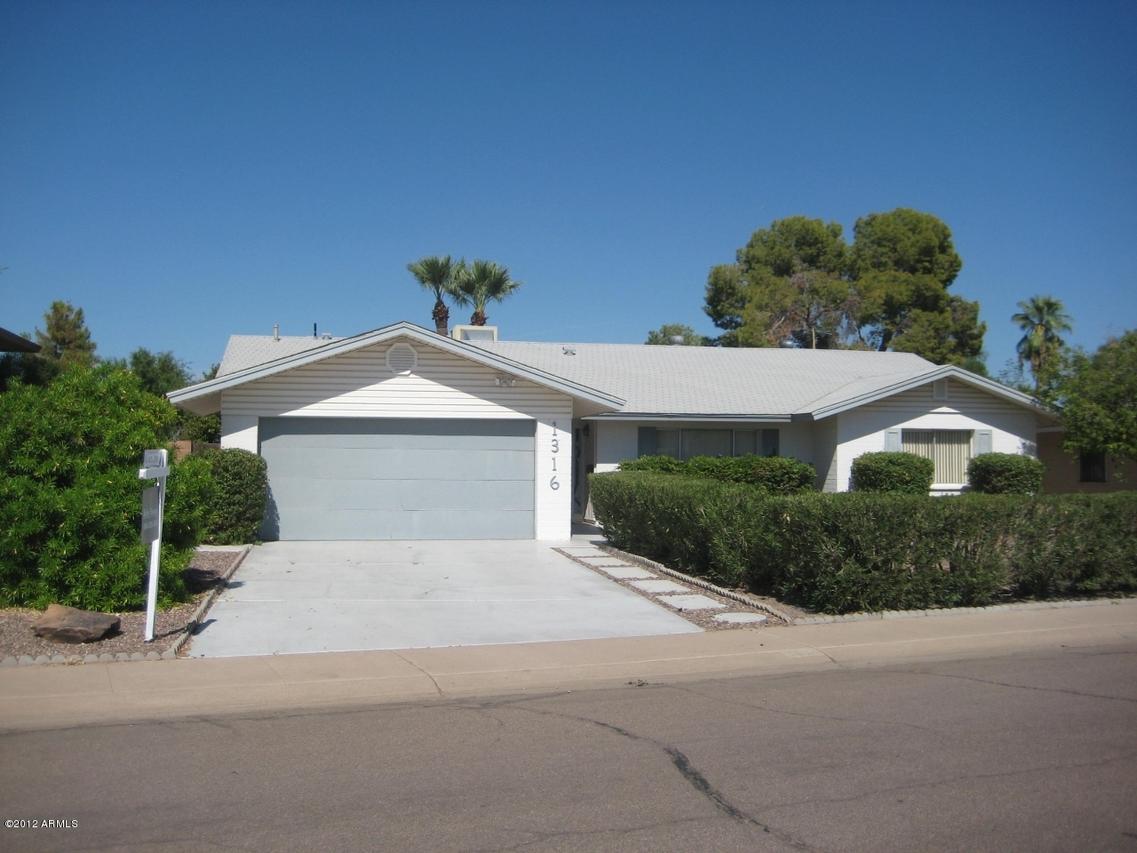 1316 E Hermosa Dr., Tempe, AZ 85282