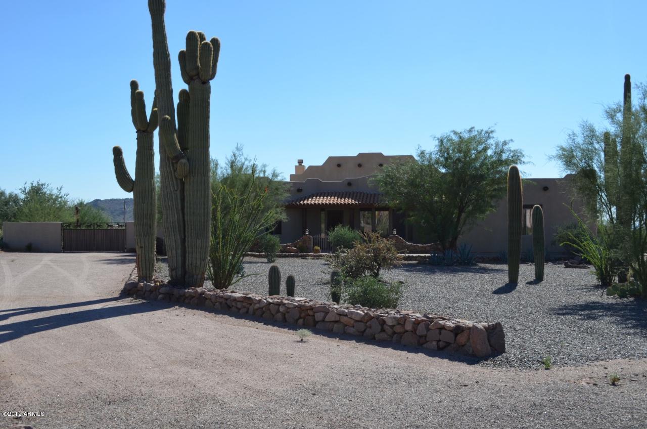 6175 E 14th Ave., Apache Junction, AZ 85219