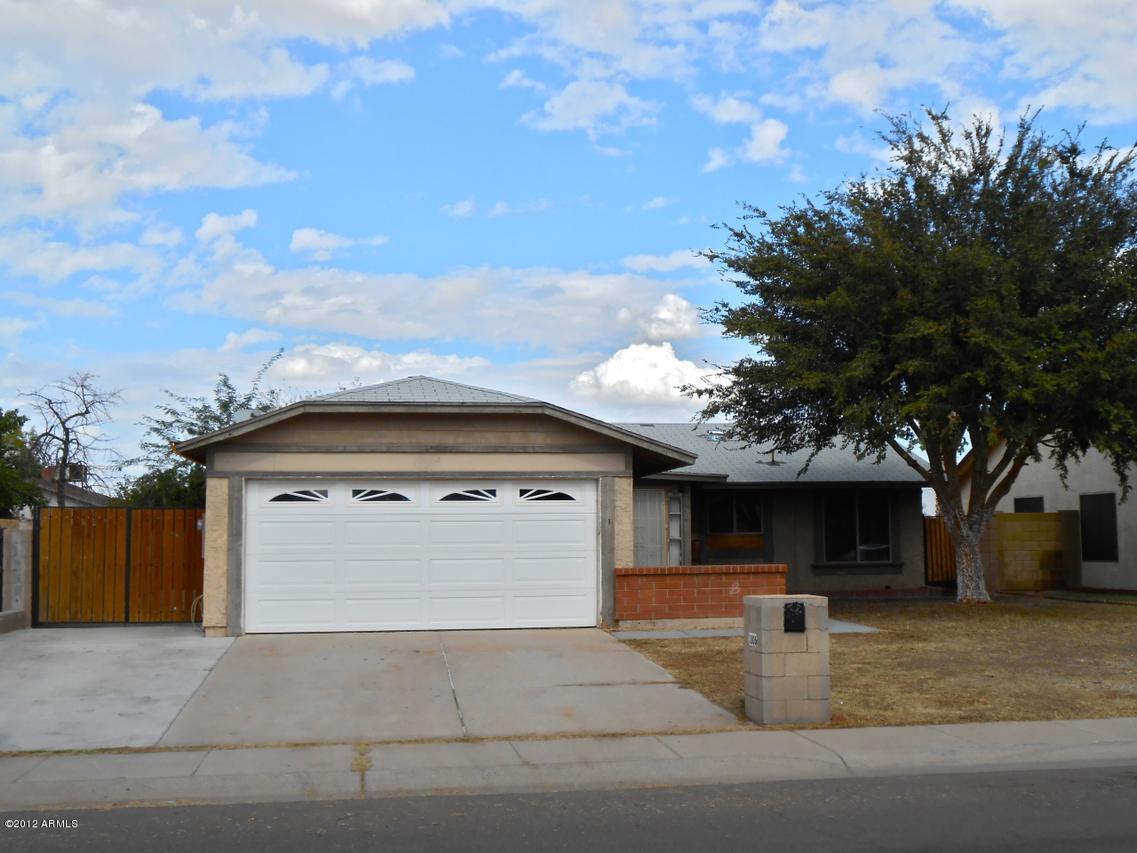 1806 E Saint Catherine Ave., Phoenix, AZ 85040