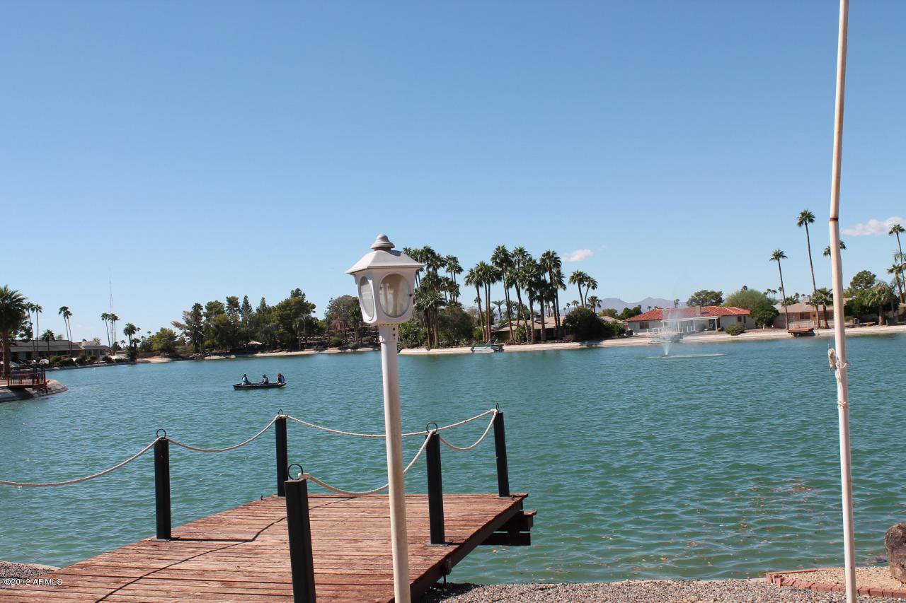 13646 N Tan Tara Point, Sun City, AZ 85351