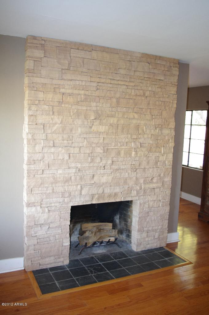 1309 W Holly St., Phoenix, AZ 85007