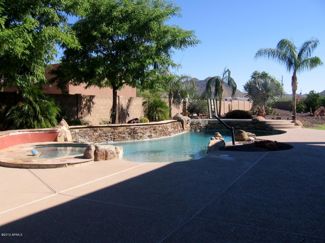 37521 N 20th St., Phoenix, AZ 85086